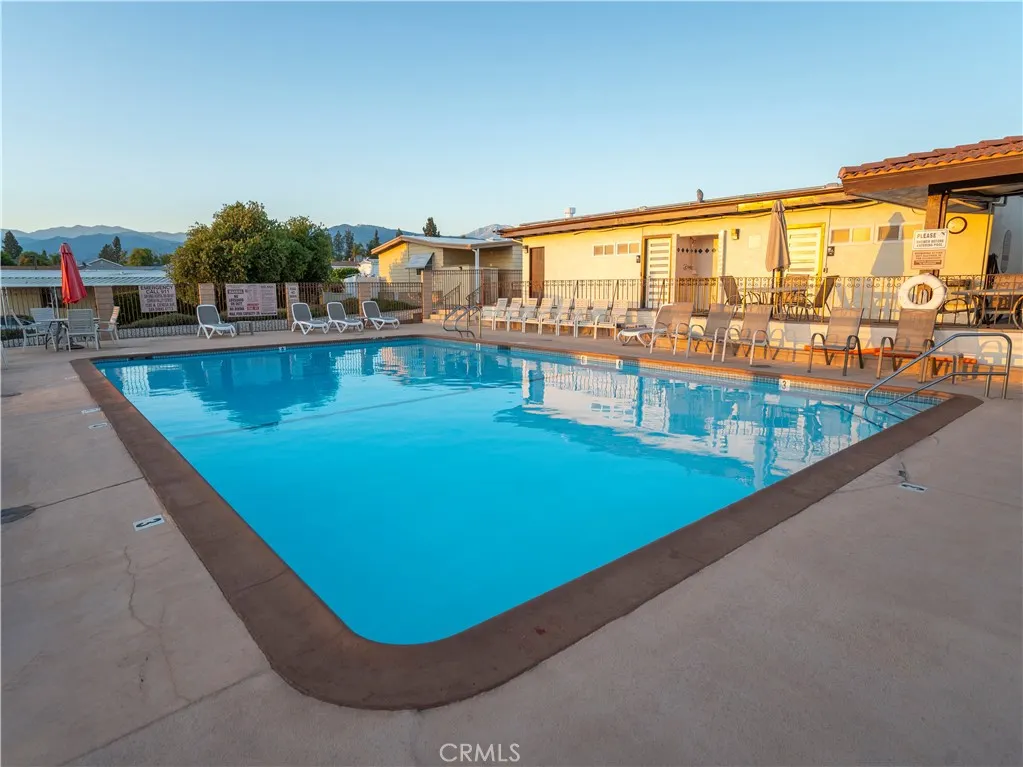 1245 W Cienega Avenue, #70