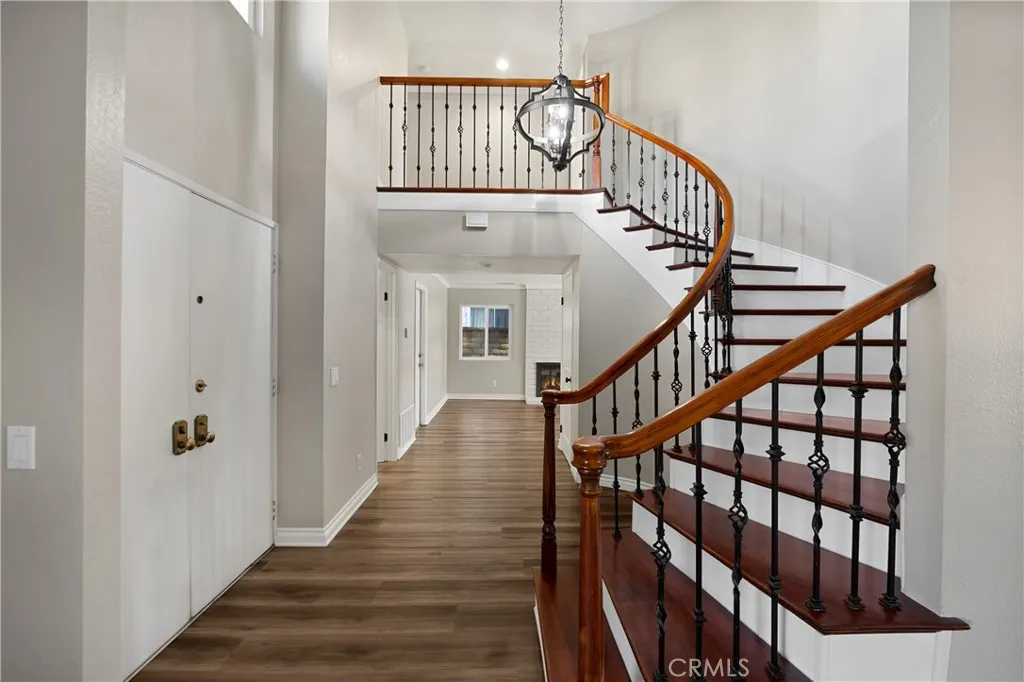 1 Country Wood Drive
