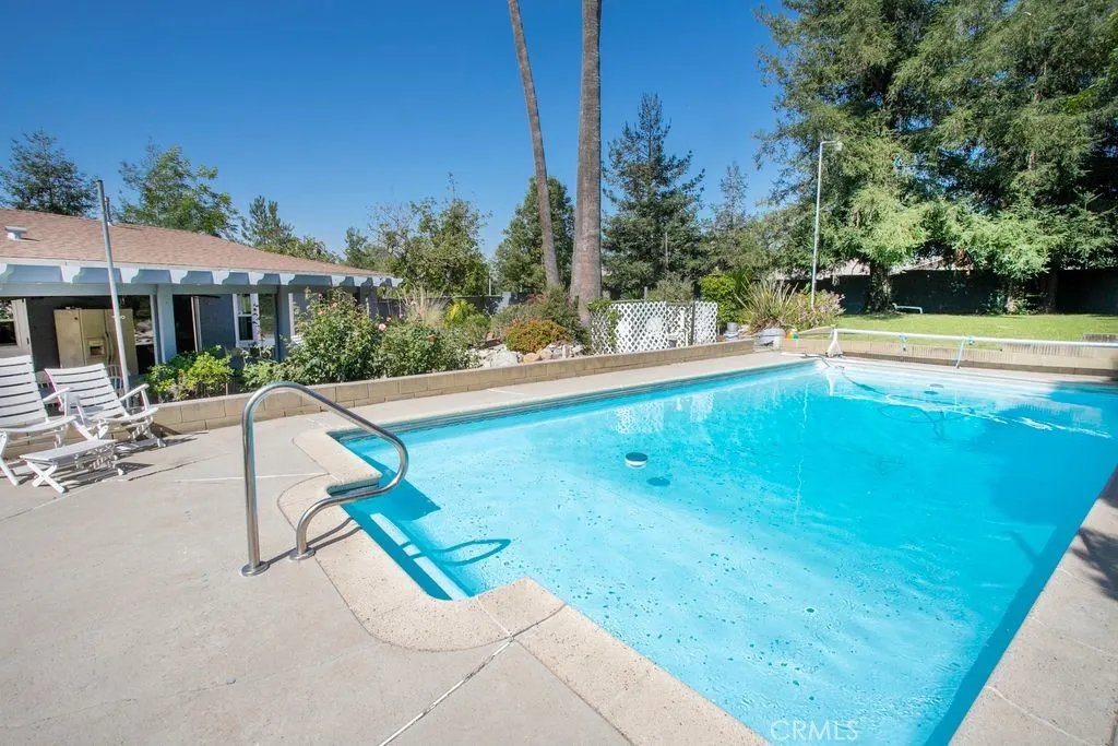 1019 W Milton Drive