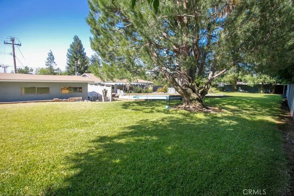 1019 W Milton Drive