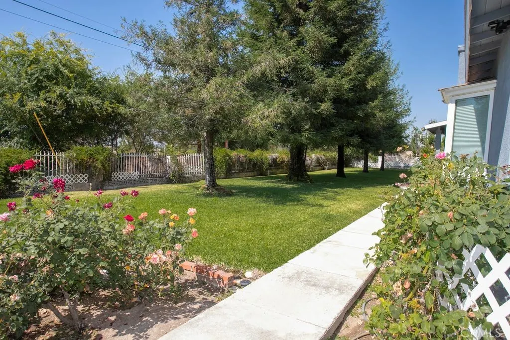 1019 W Milton Drive
