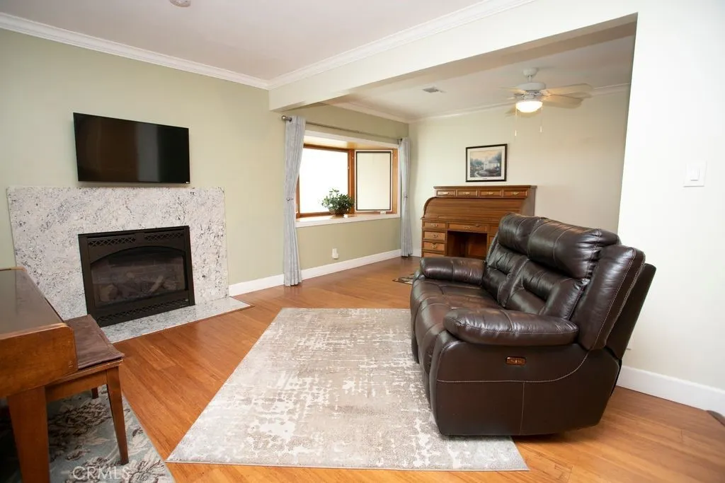 1019 W Milton Drive