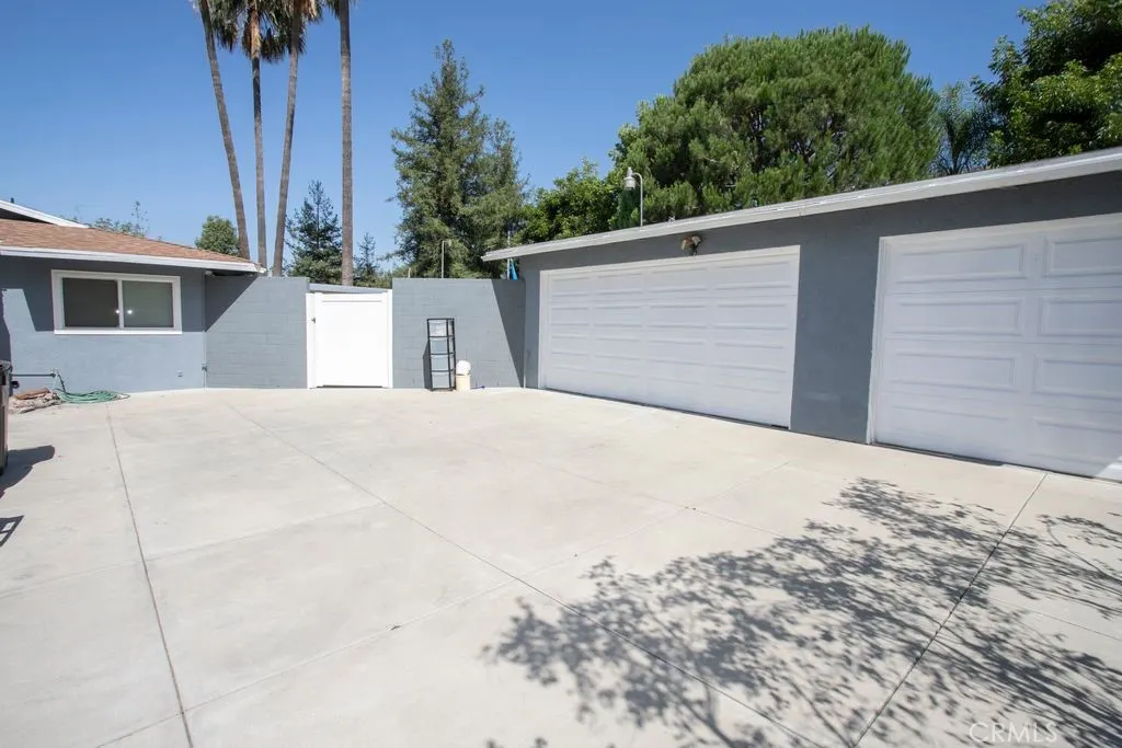 1019 W Milton Drive