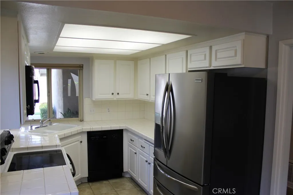 132 Oak Forest Circle