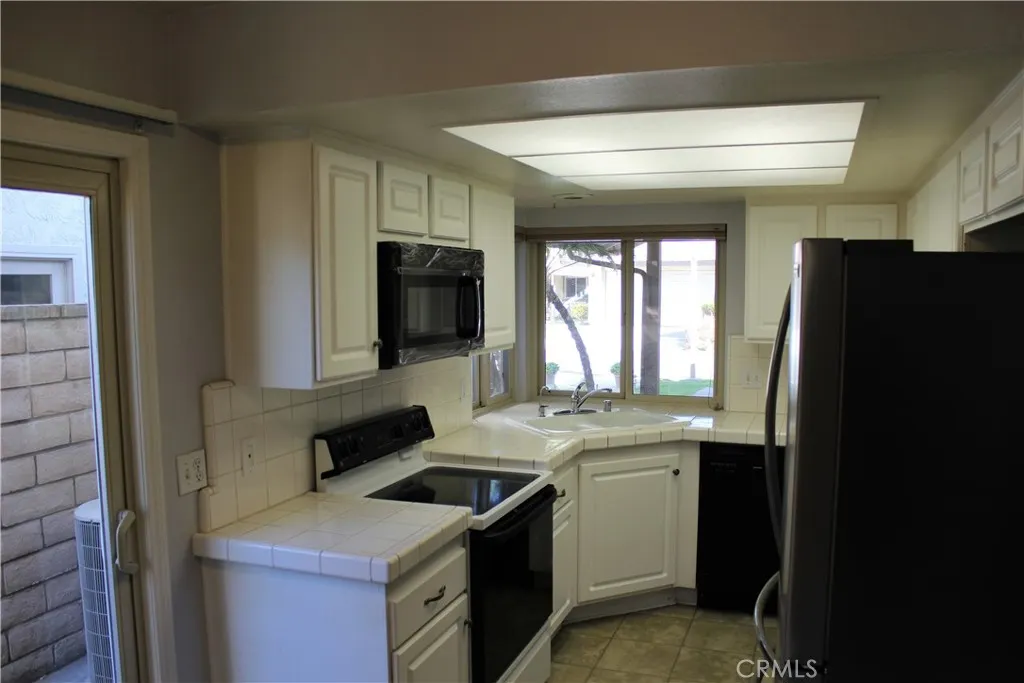132 Oak Forest Circle