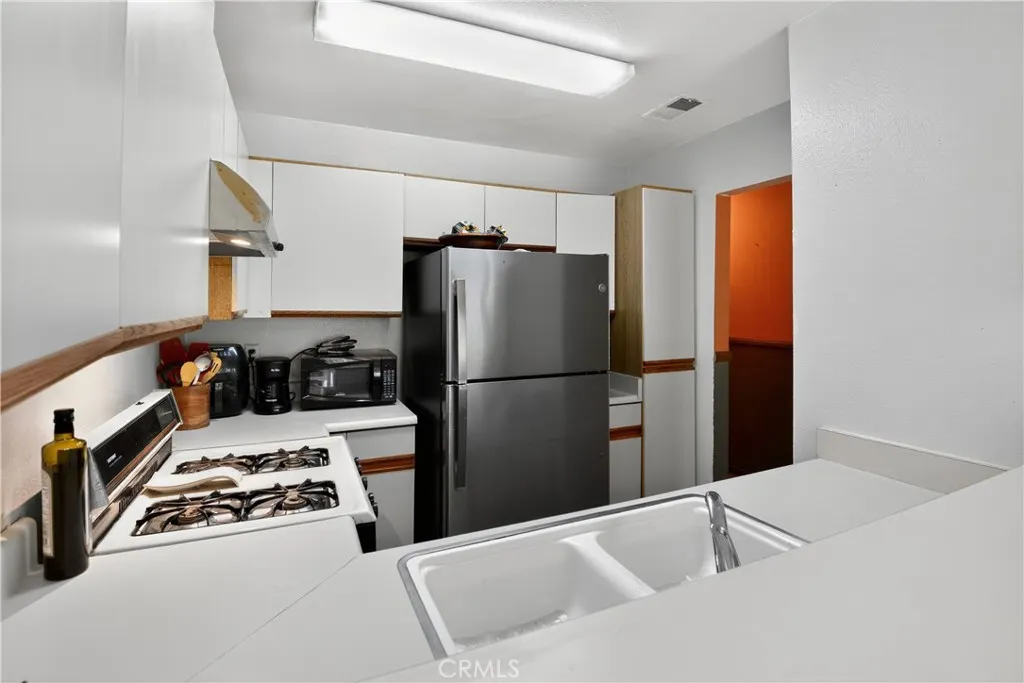 2410 N Towne Avenue, #63