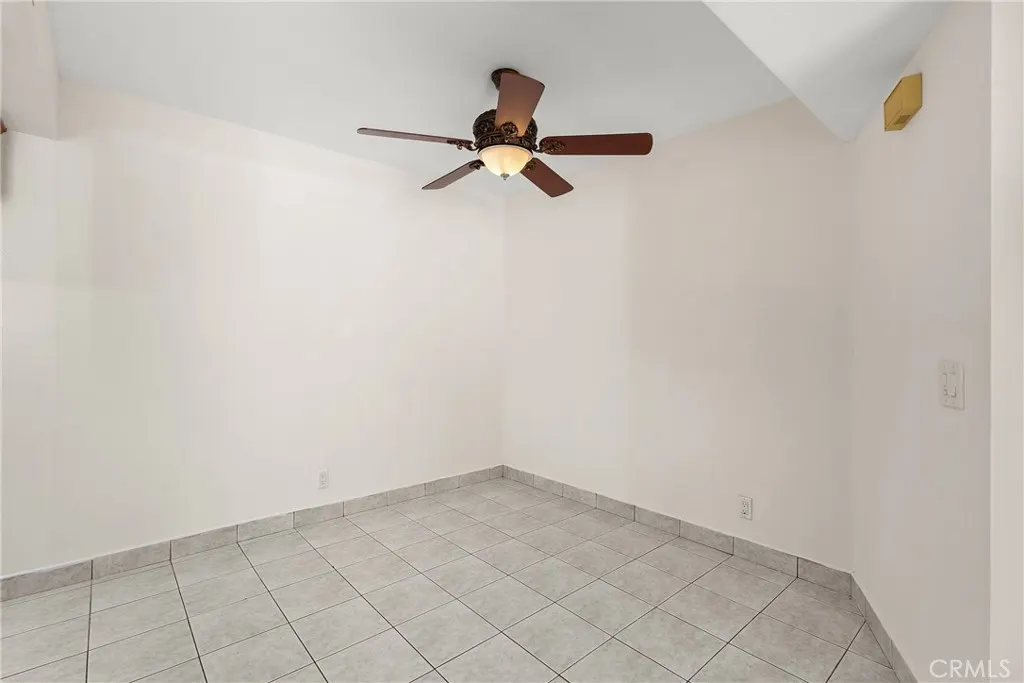81 Carriage Way, #221