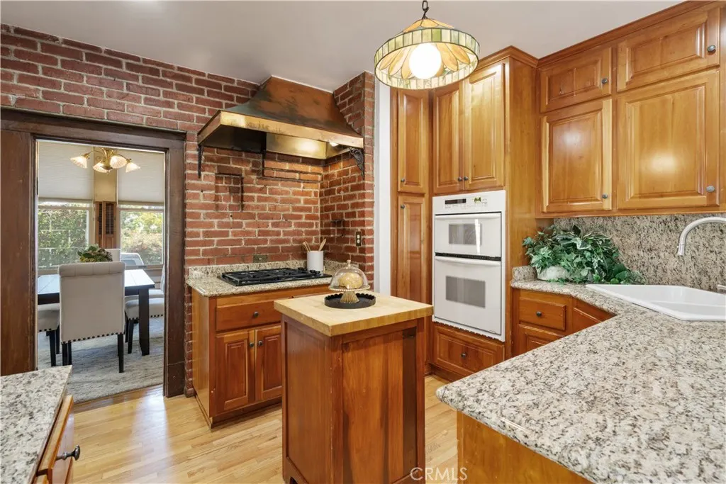 211 E Virginia Avenue