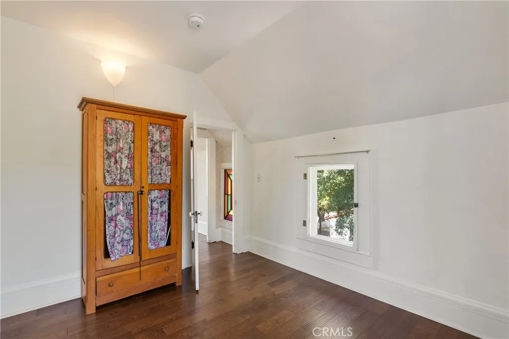 211 E Virginia Avenue