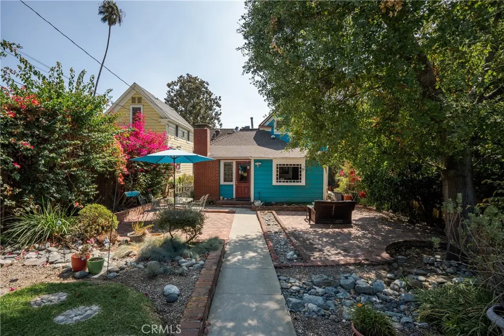 211 E Virginia Avenue