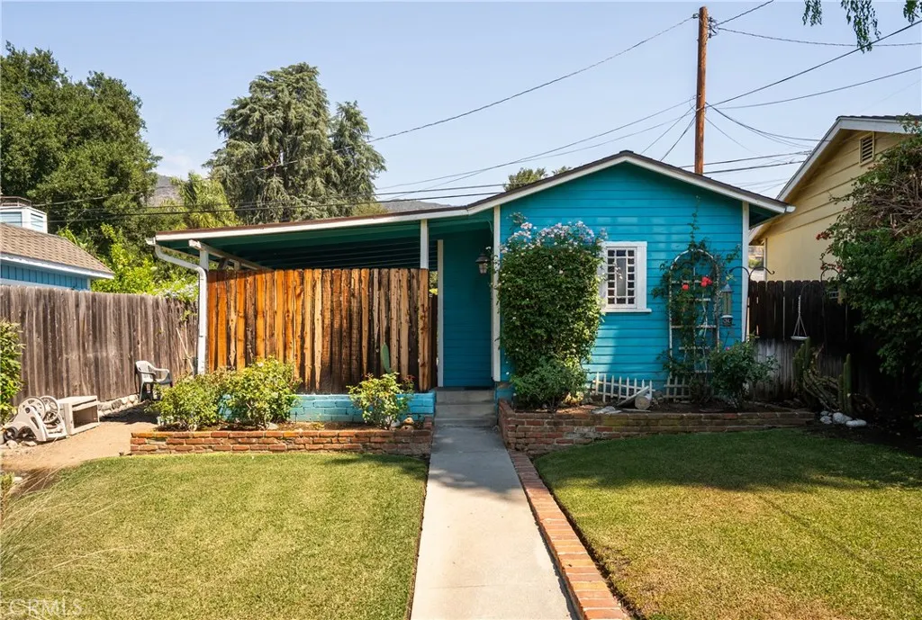 211 E Virginia Avenue