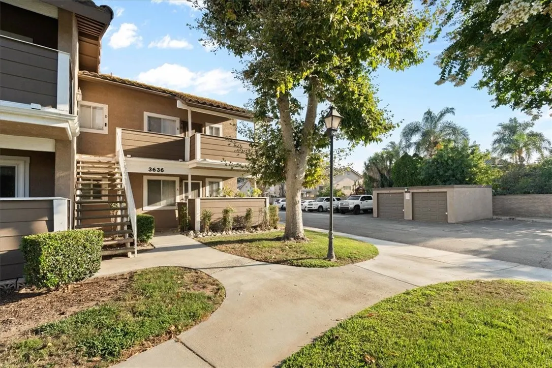 3636 Oak Creek Drive, #B