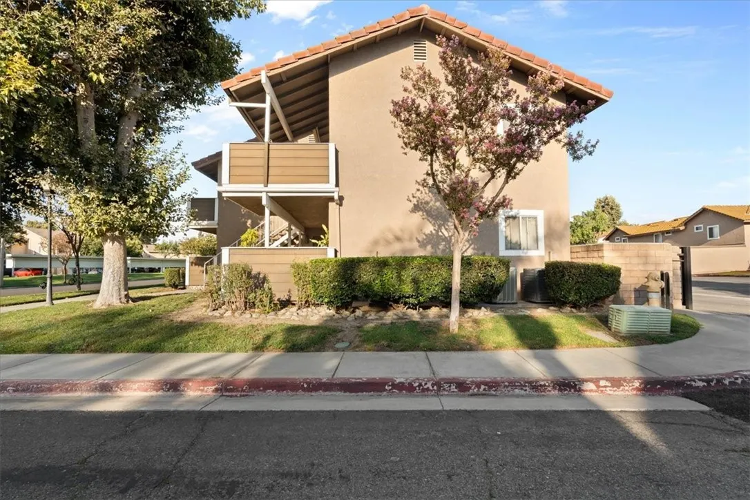3636 Oak Creek Drive, #B