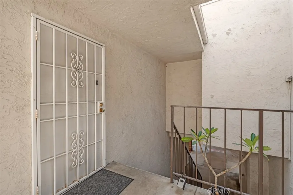 4565 Ramona Avenue, #4