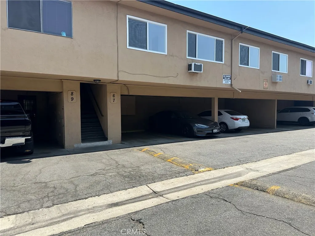 3060 Vineland Avenue, #7