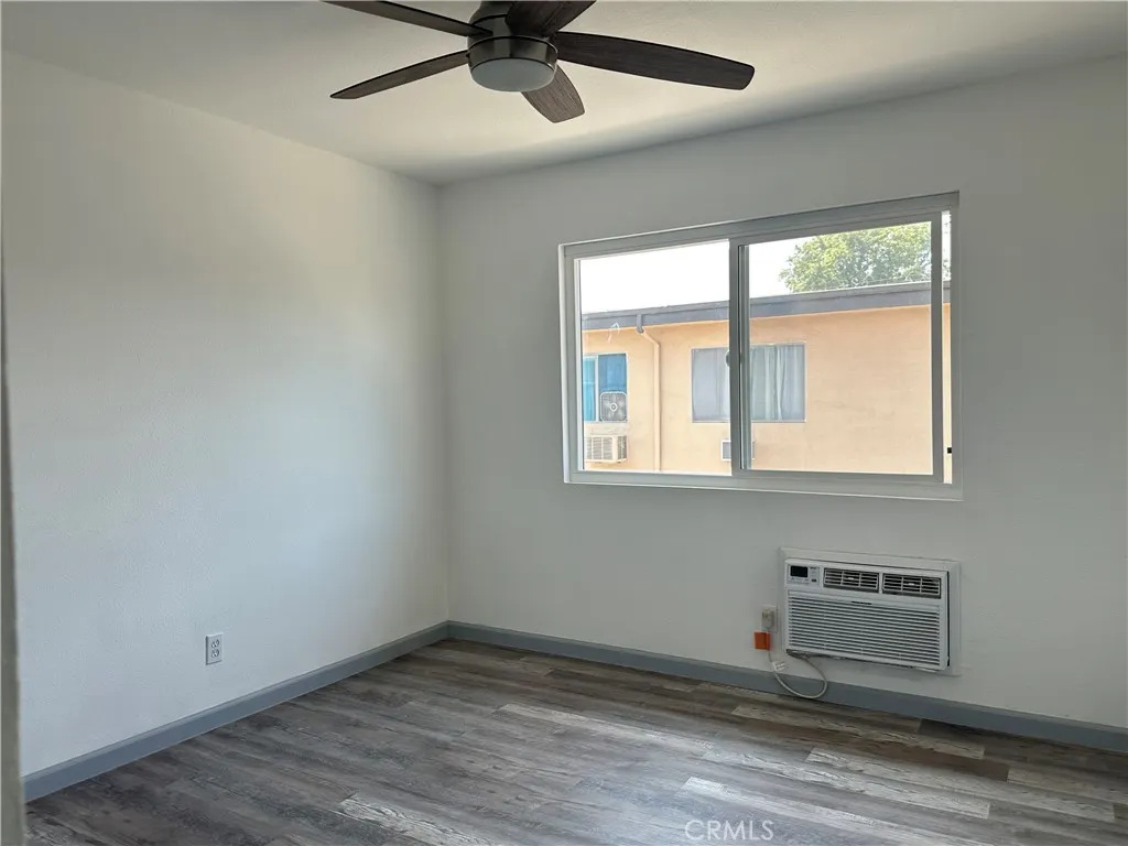 3060 Vineland Avenue, #7