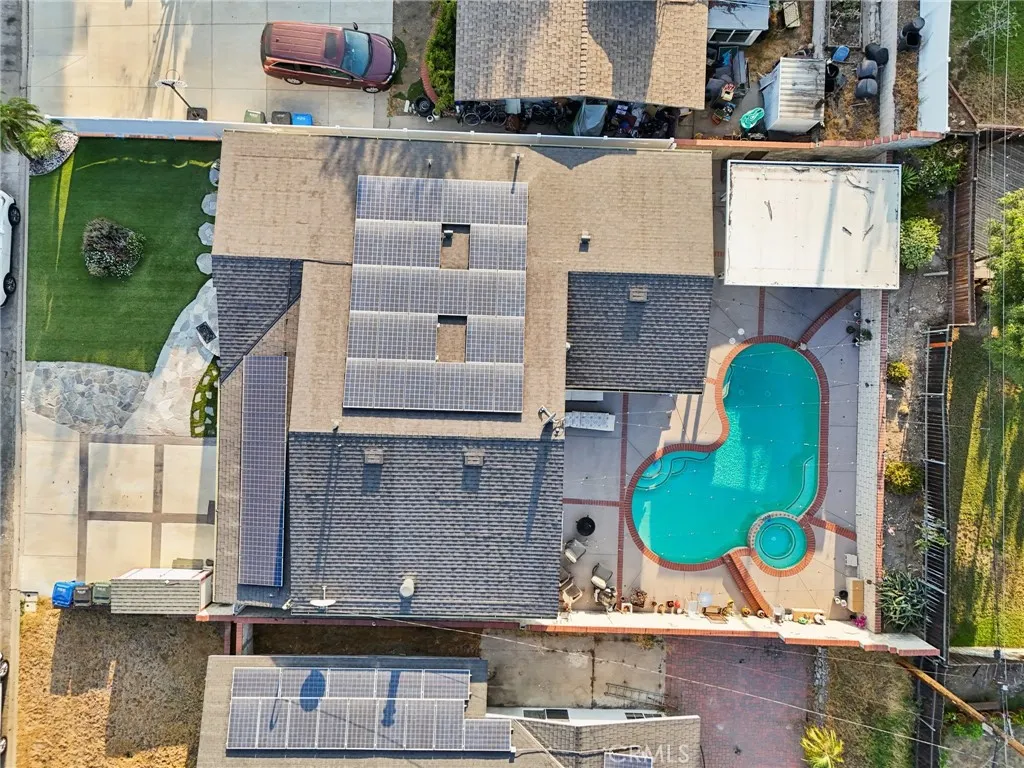 1225 E Walnut Avenue