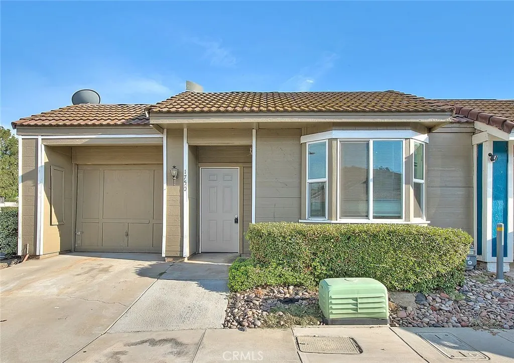 1750 Terrace Lane