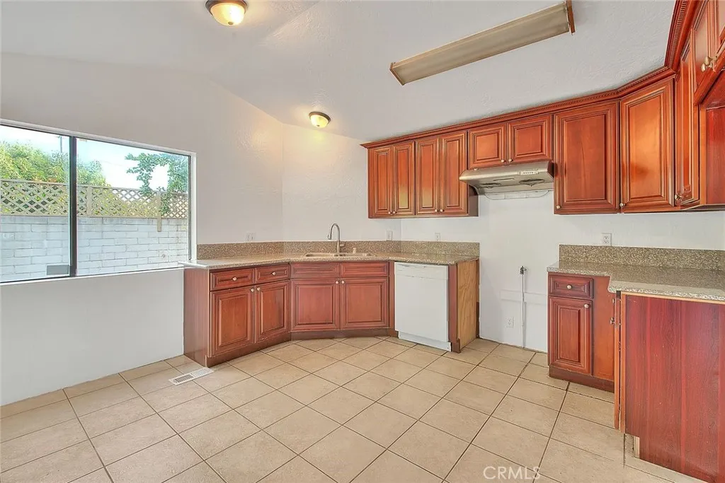 1750 Terrace Lane