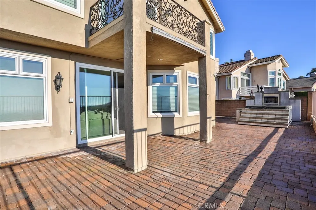 2231 Calle Margarita