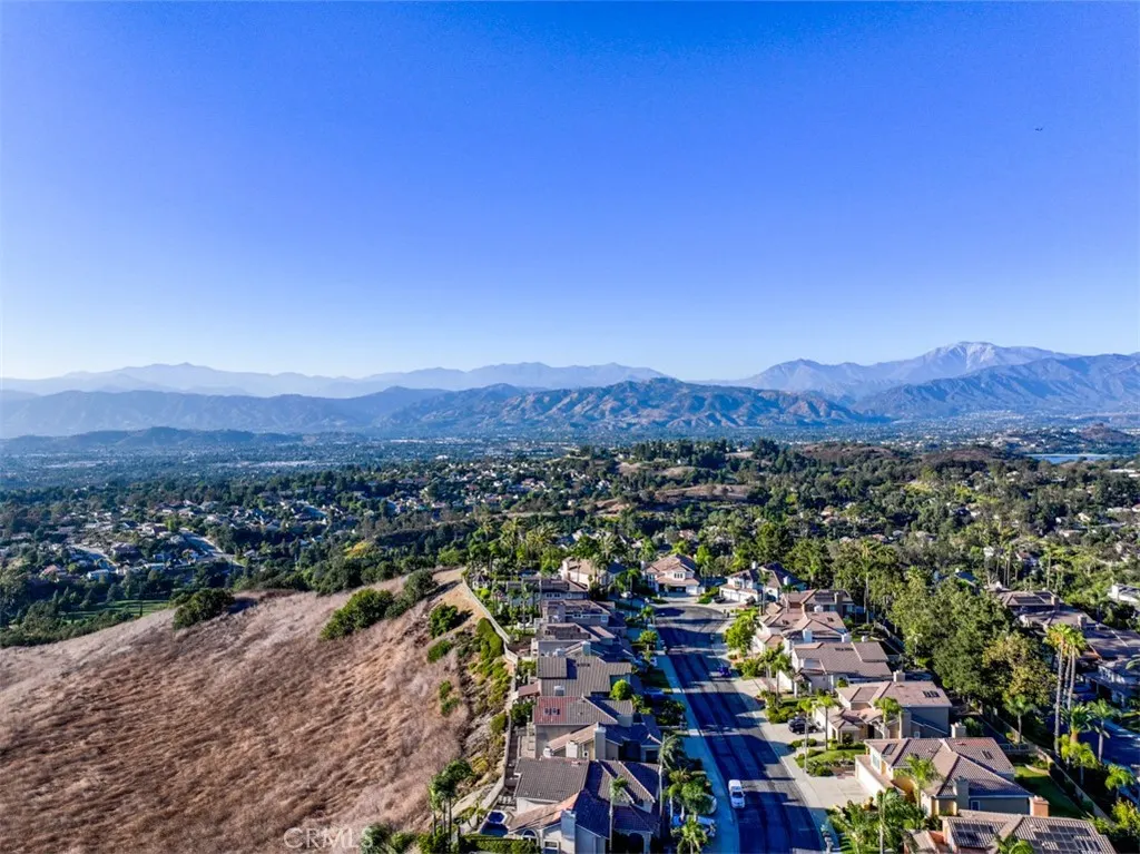 2231 Calle Margarita