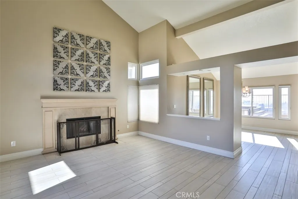 2231 Calle Margarita
