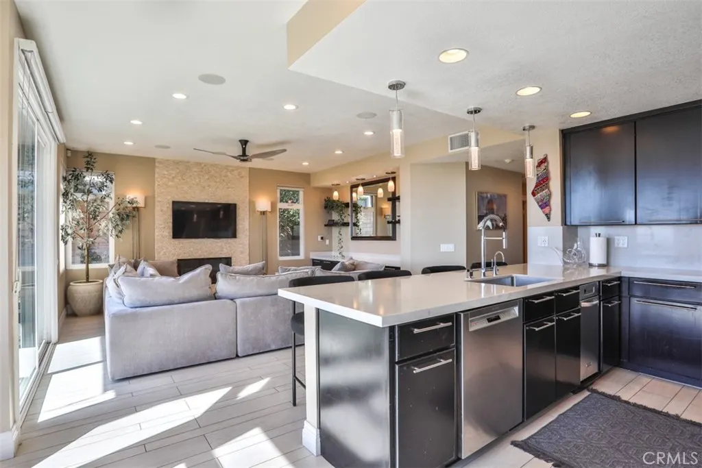 2231 Calle Margarita