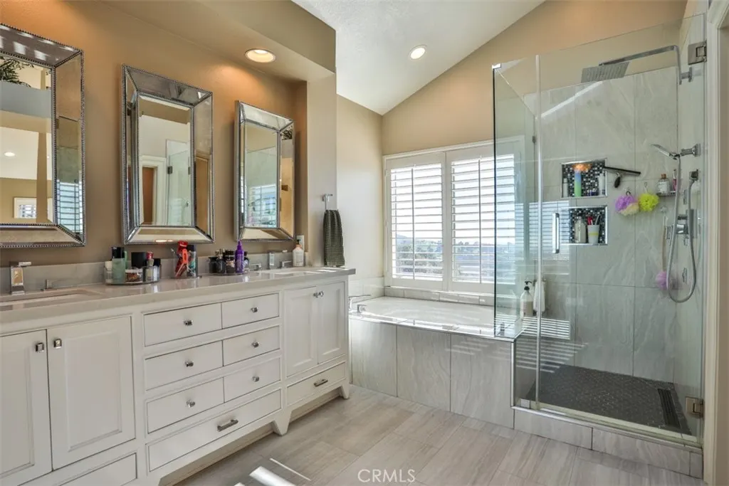 2231 Calle Margarita