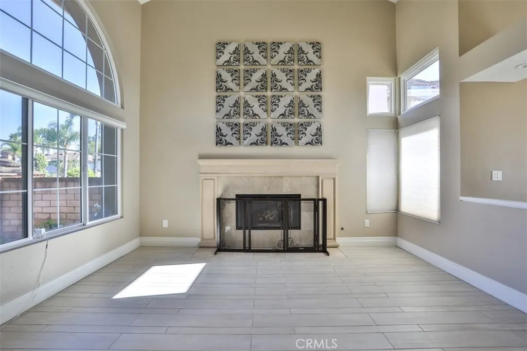 2231 Calle Margarita