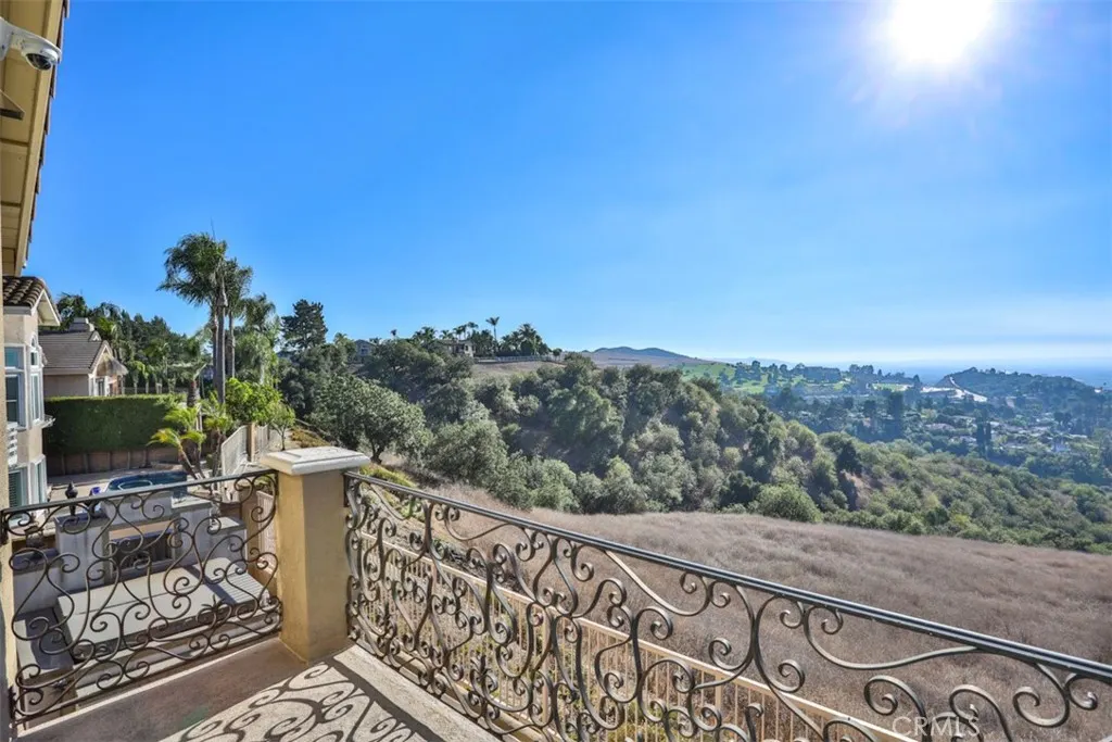 2231 Calle Margarita