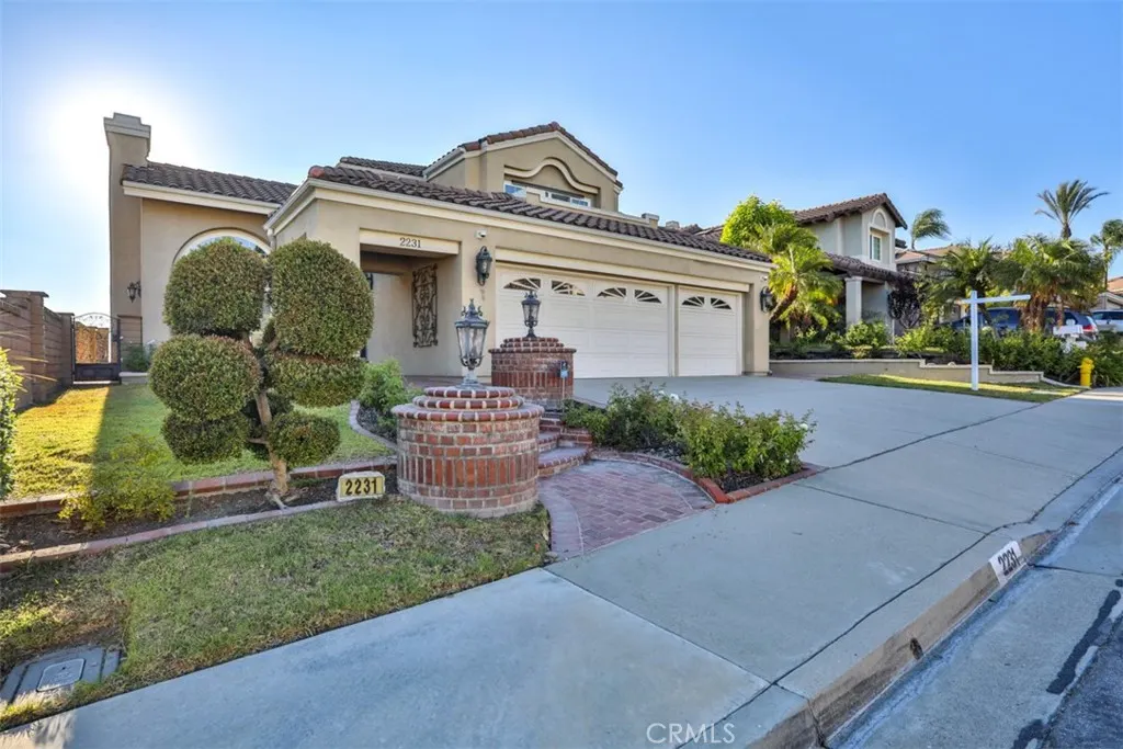 2231 Calle Margarita
