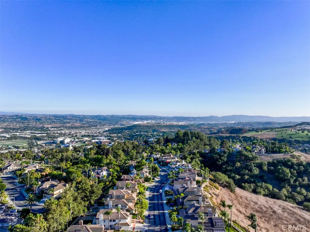 2231 Calle Margarita