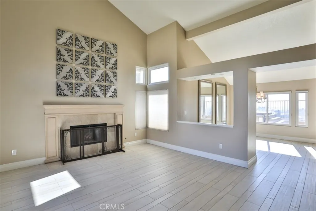 2231 Calle Margarita