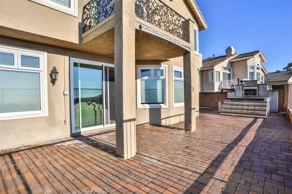 2231 Calle Margarita