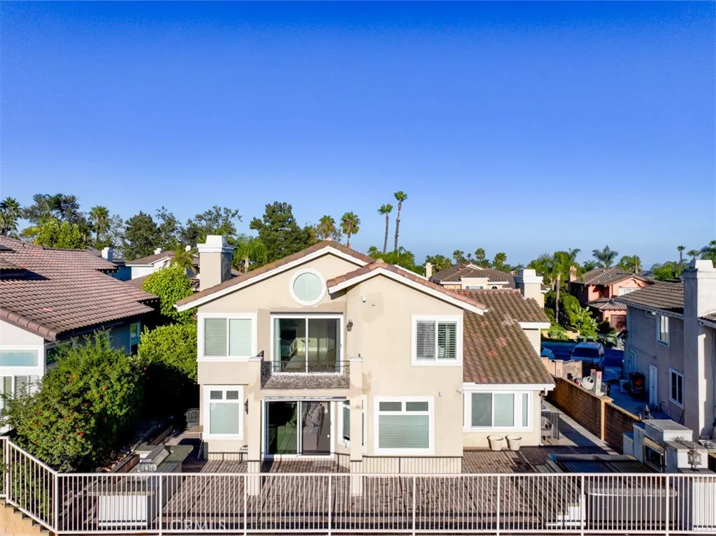 2231 Calle Margarita