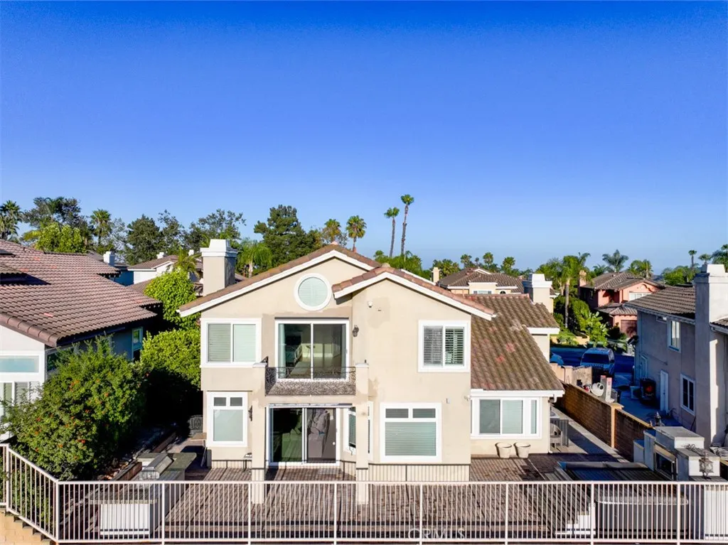 2231 Calle Margarita