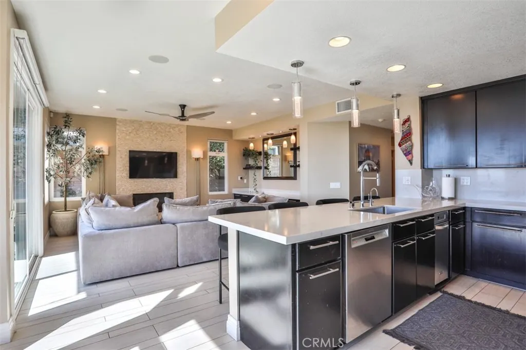 2231 Calle Margarita