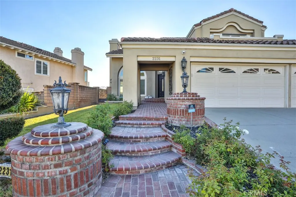 2231 Calle Margarita