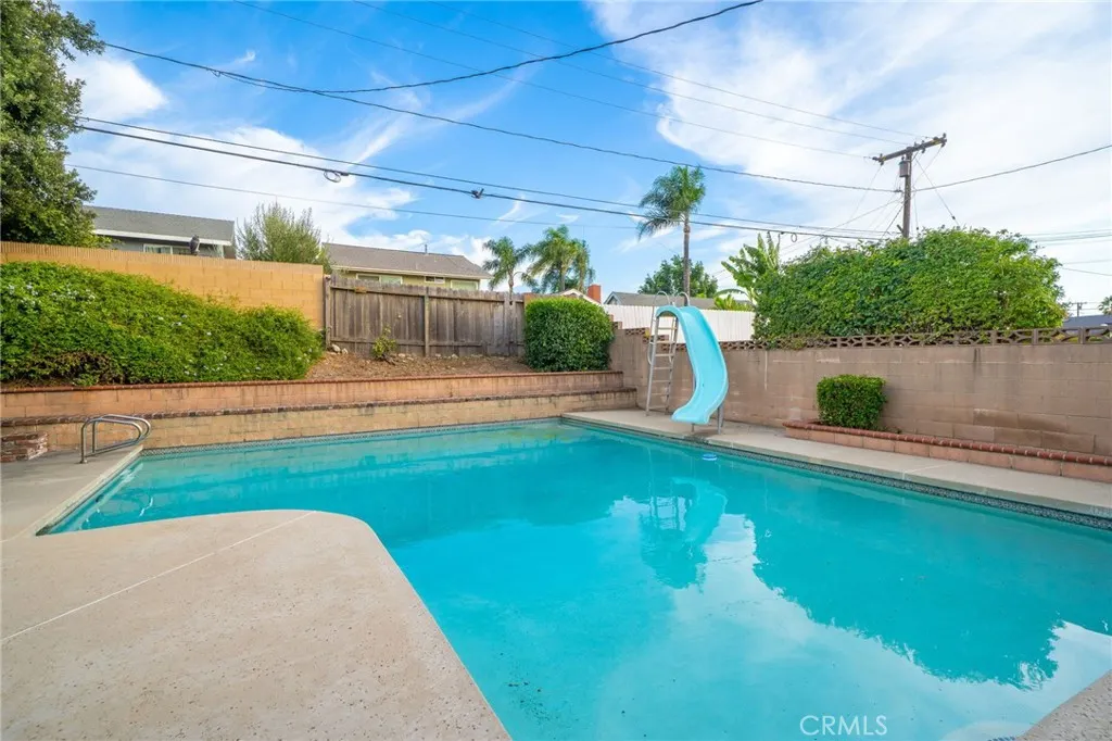944 Eastglen Drive