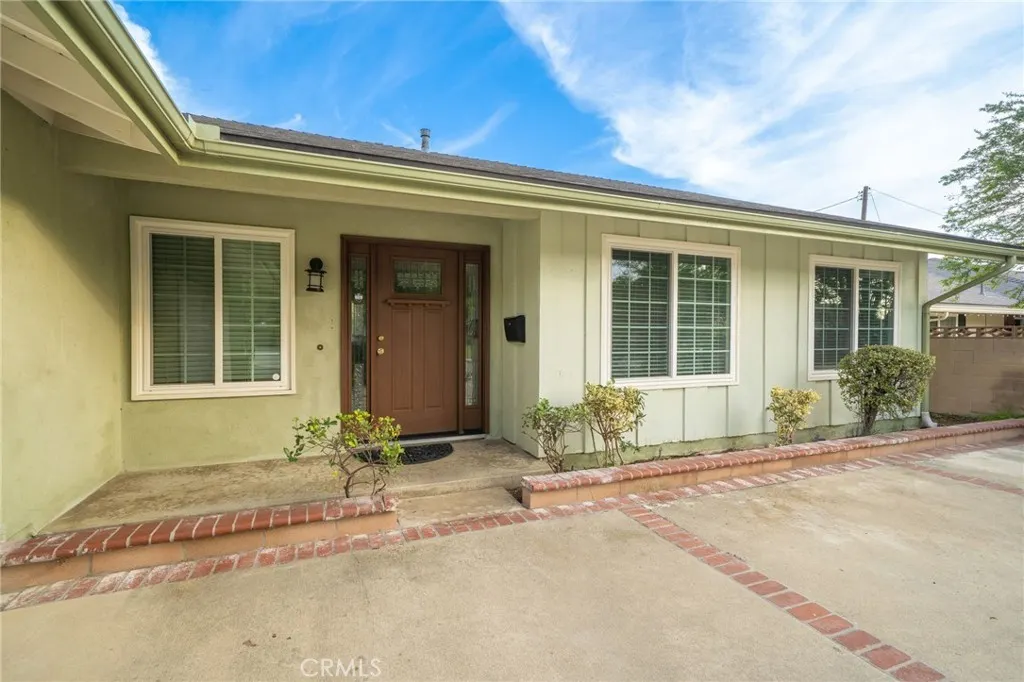 944 Eastglen Drive