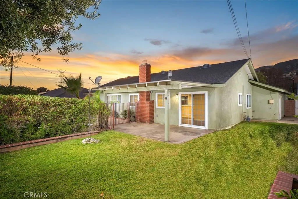 944 Eastglen Drive