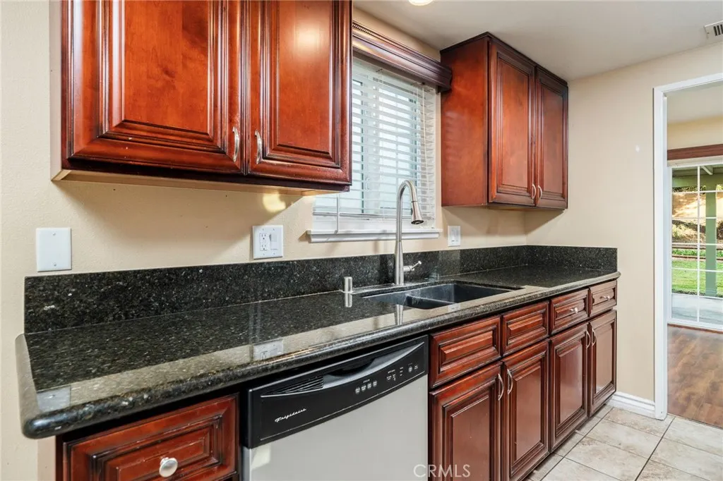 944 Eastglen Drive