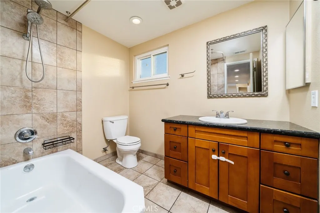 944 Eastglen Drive