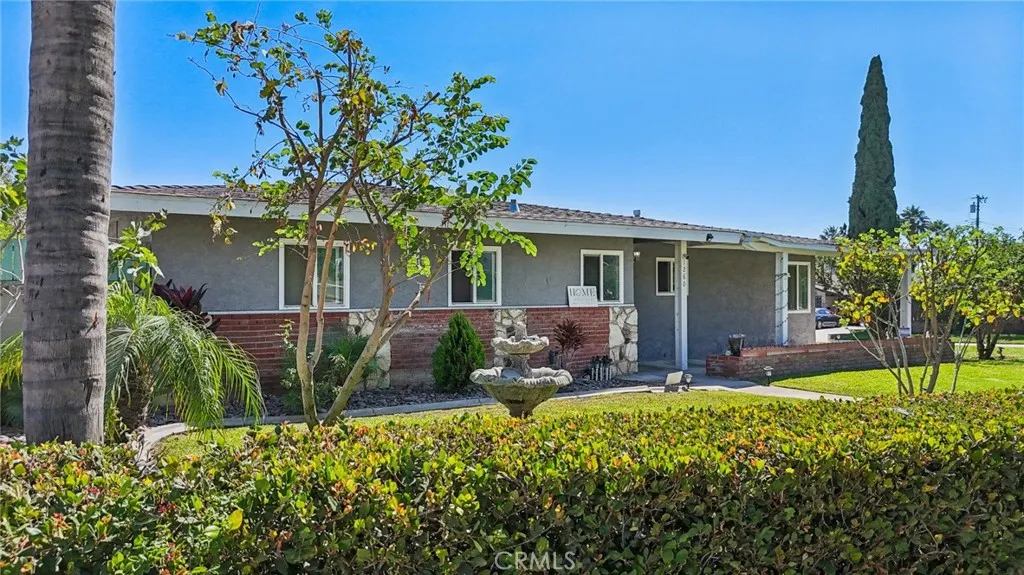 1260 Lincoln Avenue