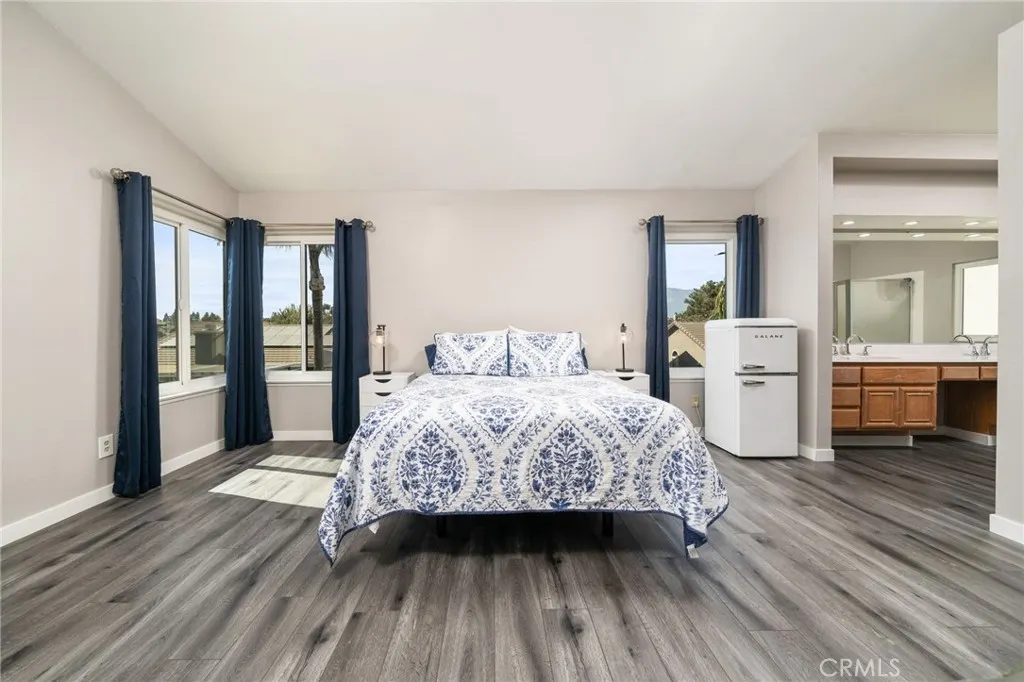 2933 Pony Drive