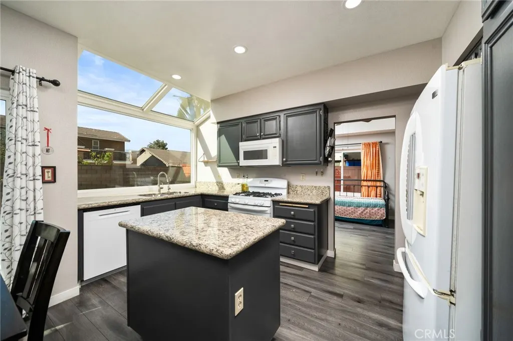 2933 Pony Drive
