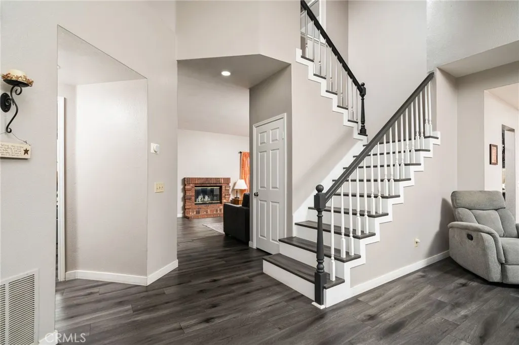 2933 Pony Drive