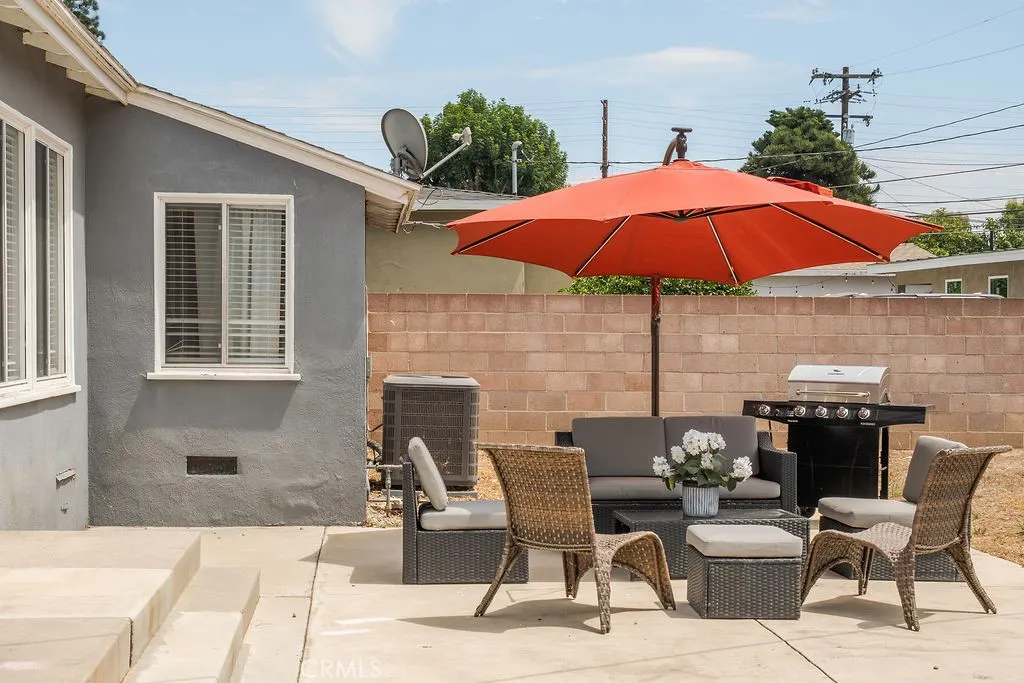 1714 E Idahome Street