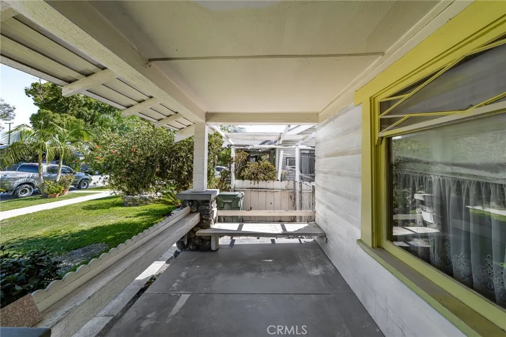 748 E Monterey Avenue