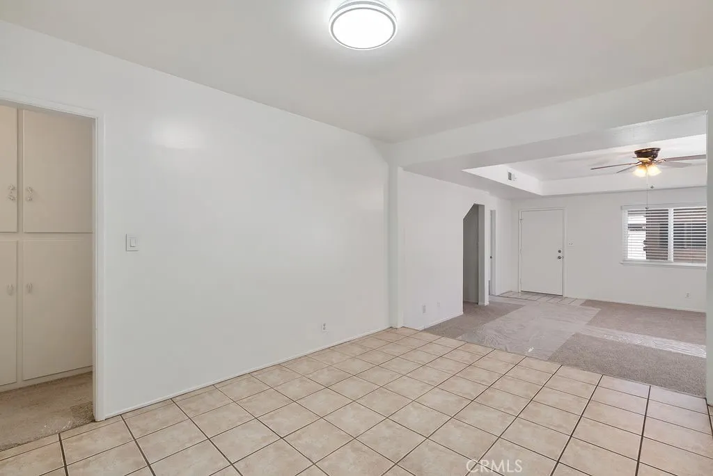 410 S Sunset Avenue